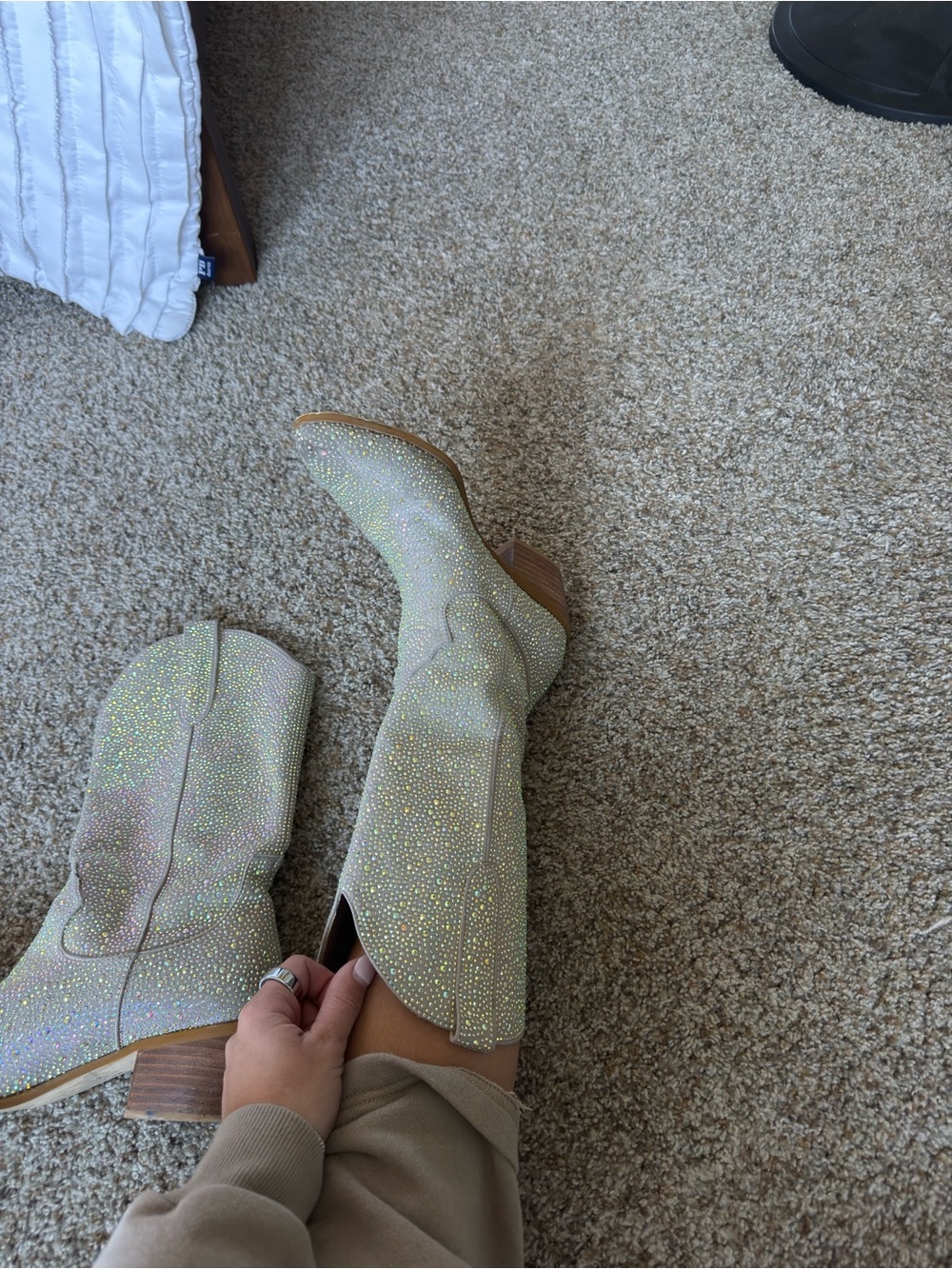 The cutest bedazzled cowgirl boots!